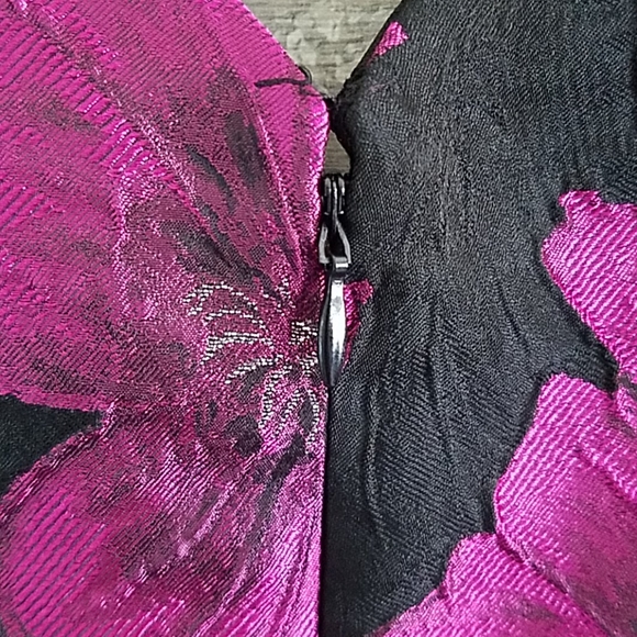 Floral Brocade A line V Neck Cocktail Dress - Picture 2 of 5